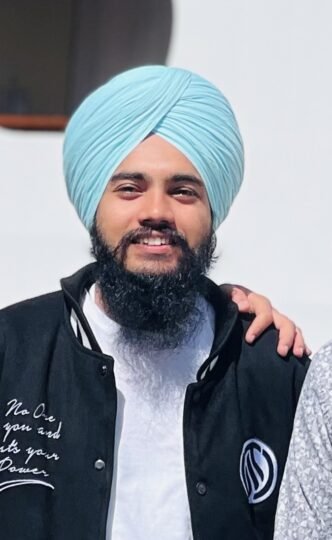 https://www.surreynewsbc.com/wp-content/uploads/2025/08/IMG_1675-332x540.jpeg